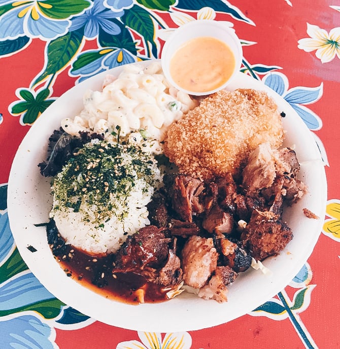 troys plate lunch food where to eat road to hana