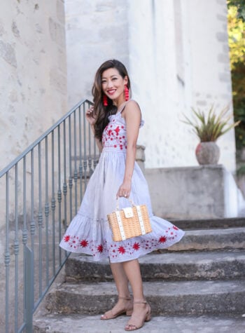 summer europe travel outfit midi dress sandals