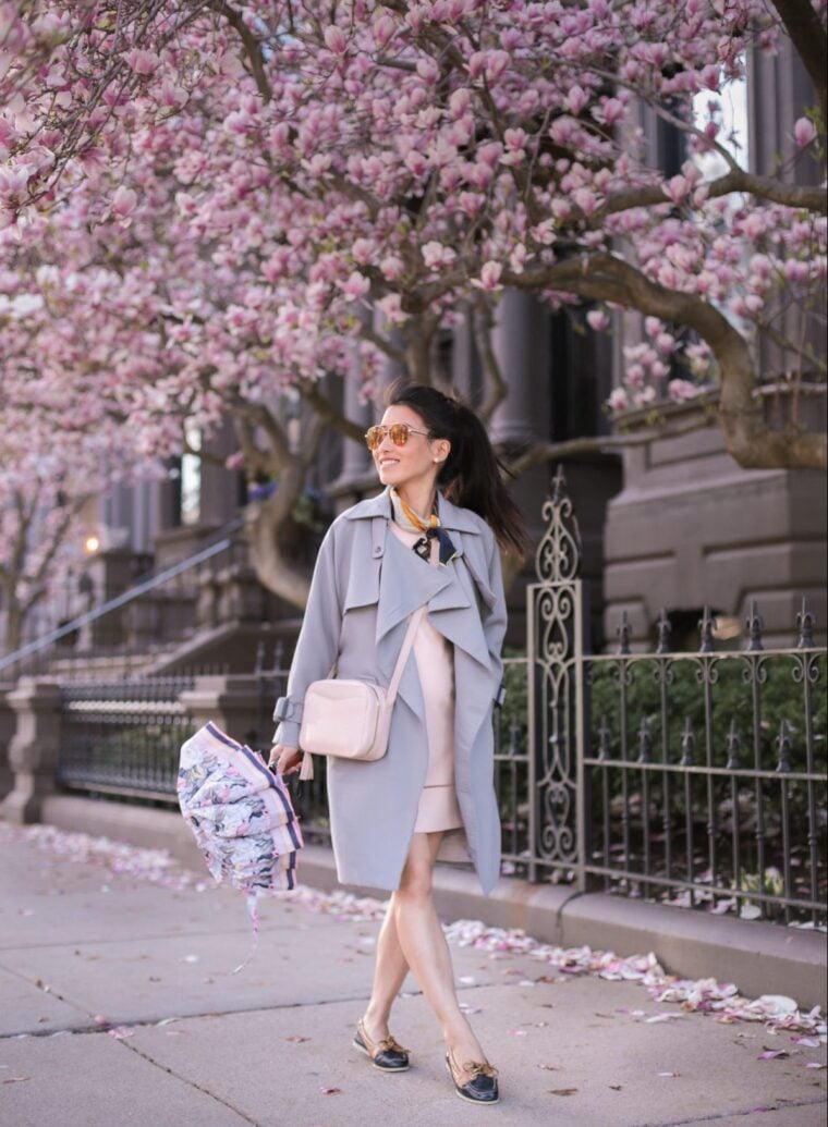 rainy day shoes sperry boat shoes women spring outfit