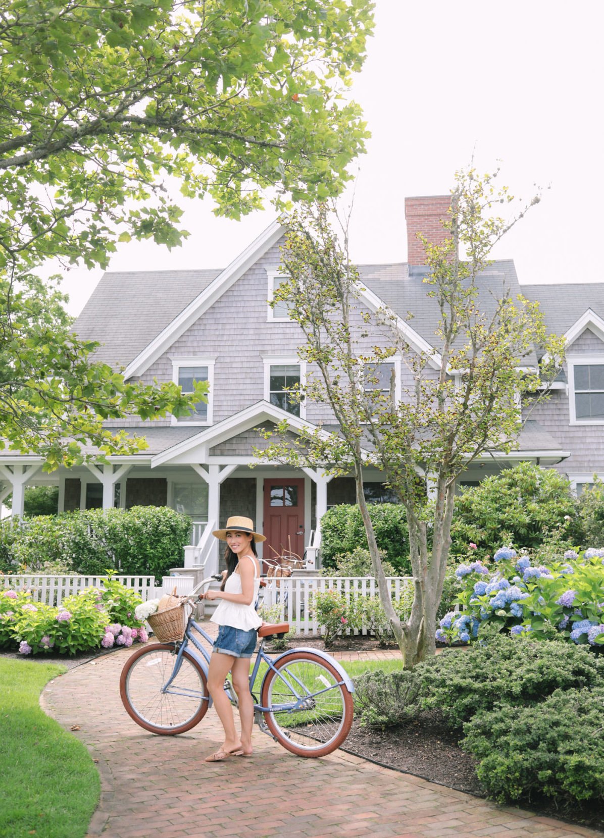 nantucket bikes casual vacation outfit petite fashion
