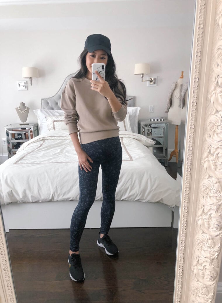 petite friendly Uniqlo leggings