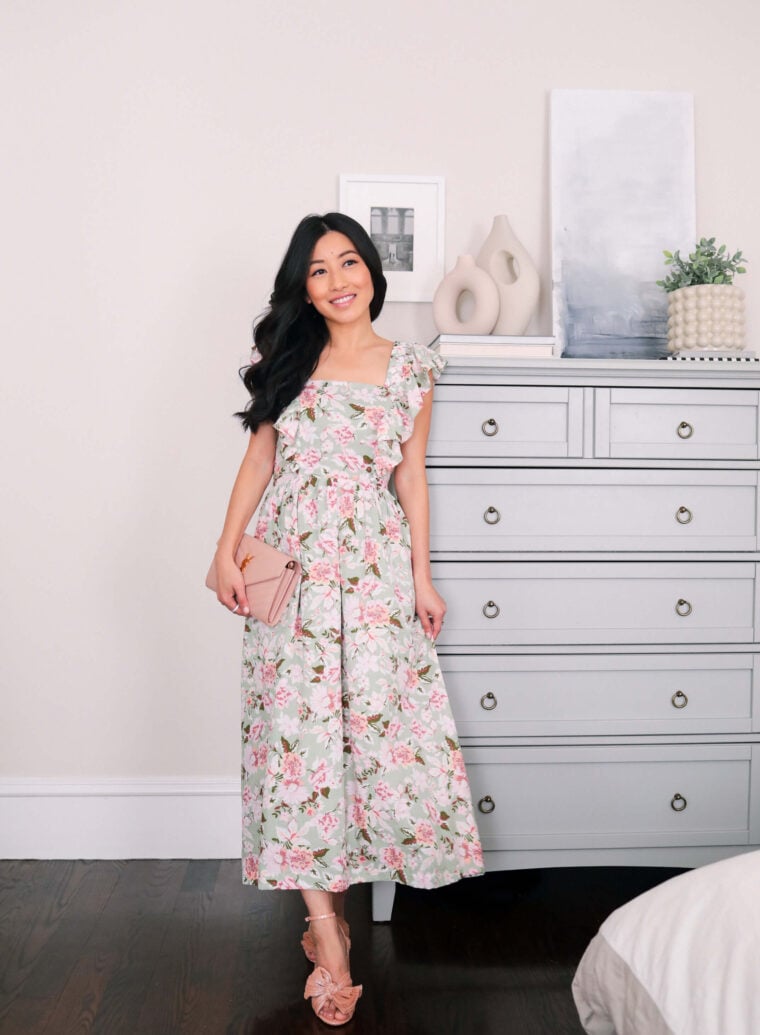 what to wear spring wedding guest floral tie back dress petites